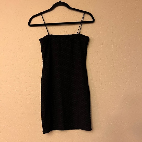Love J Black Textured Bodycon Mini Dress - Picture 10 of 13
